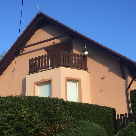Baranya Apartman Ata Luaran gambar